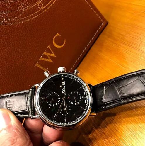 萬國石英表怎樣保養(圖) 萬國石英表怎樣保養(圖)