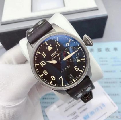 關于萬國手表走時慢的問題