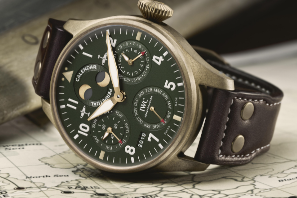 <b>如何給萬(wàn)國(guó)手表表殼翻新？（萬(wàn)國(guó)手表翻新方法）</b>